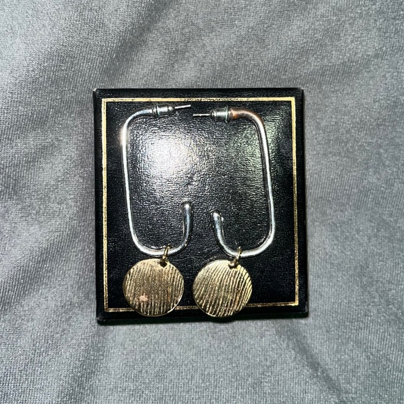 Mango Jewelry - Earrings free with a purchase